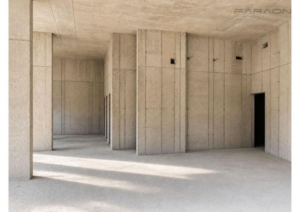 Obchodní prostory · 95 m² · Průběžná, Praha - 3