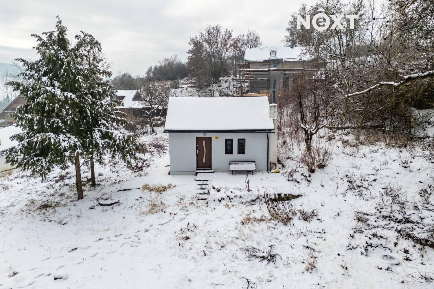 Chaty, Ve Škabrdli, Lety, 68 m²