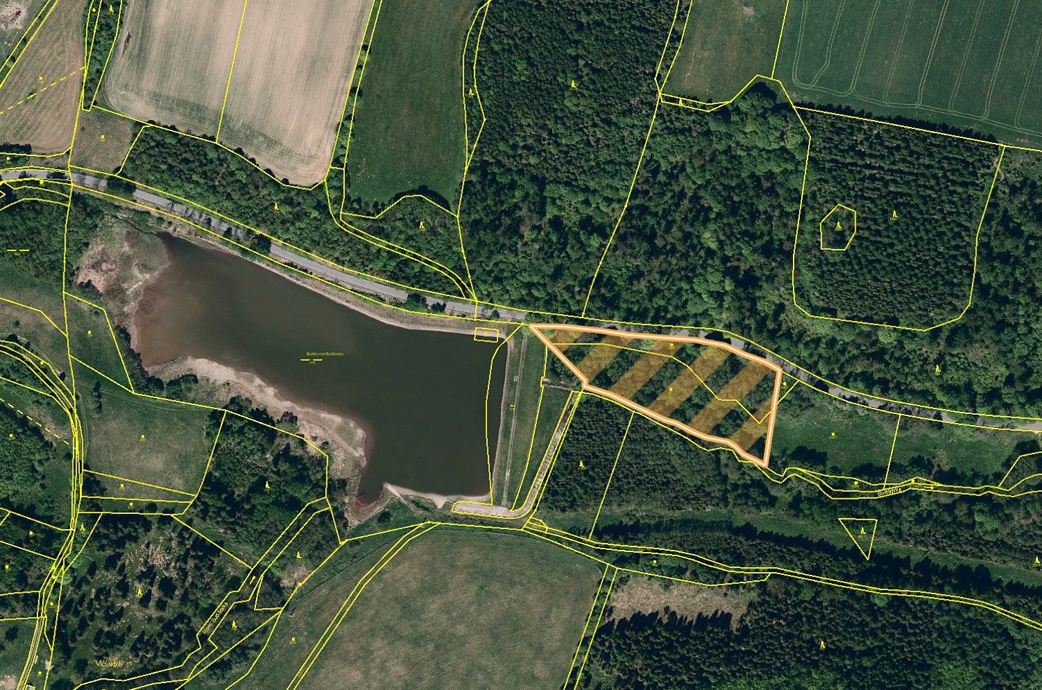 Prodej louka - Budišov nad Budišovkou, 8 m²