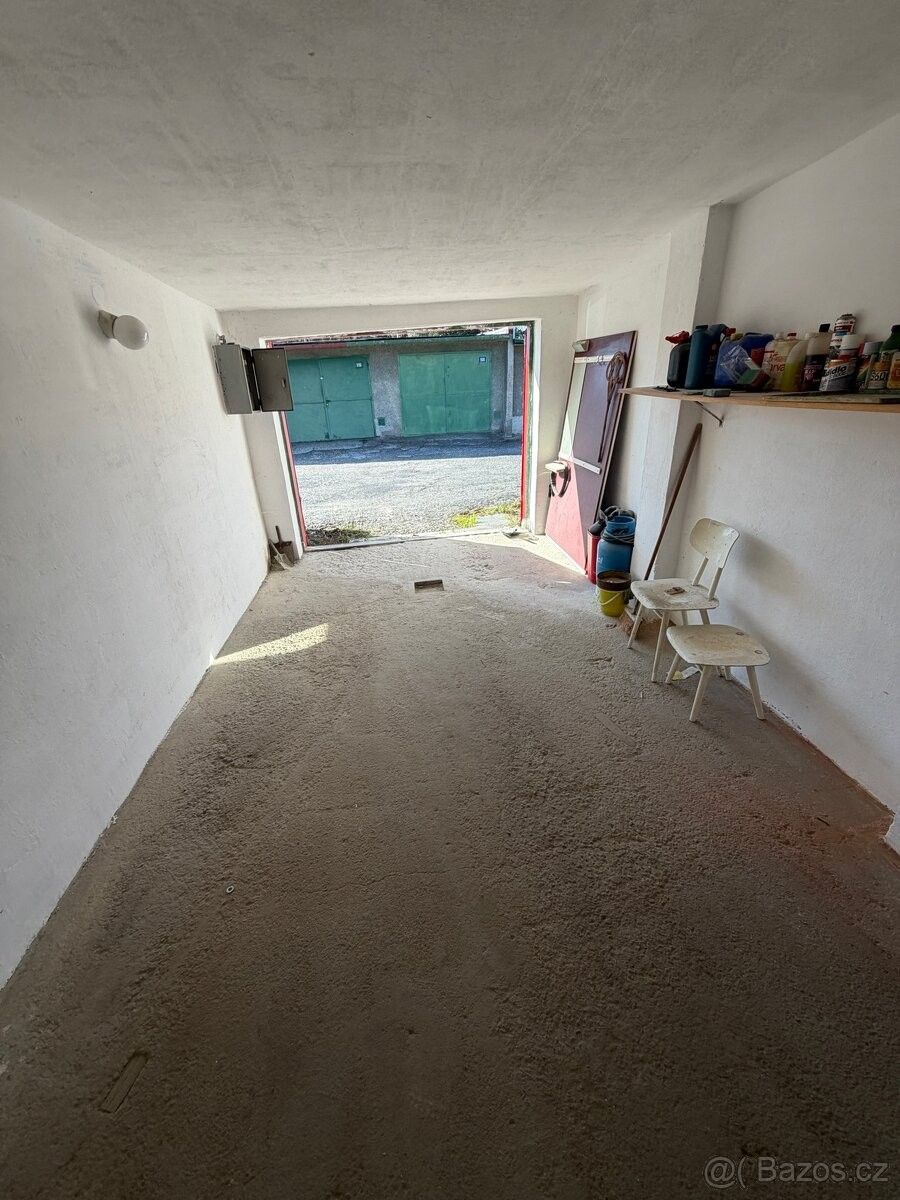 Garáže, Havířov, 736 01 - 2