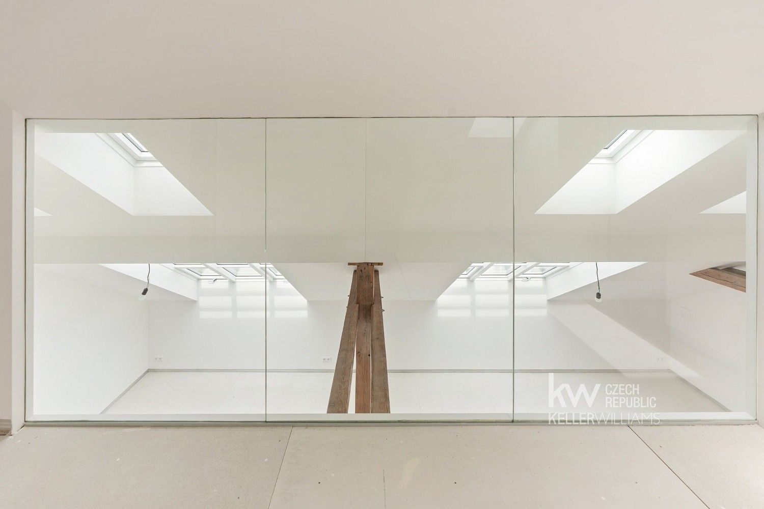 Prodej byt 4+kk - Pobřežní, Praha 8 - Karlín, 151 m² - 5