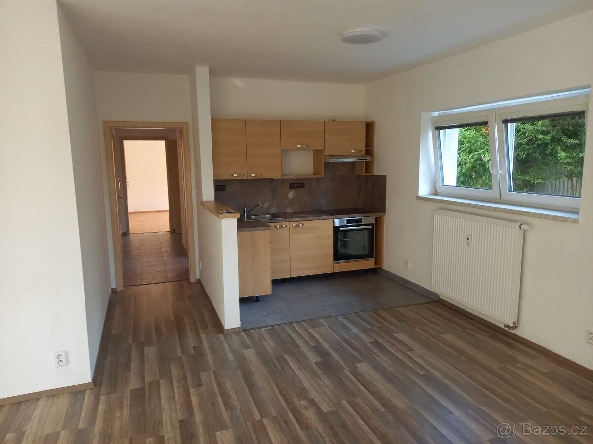 Pronájem byt - Litovel, 784 01