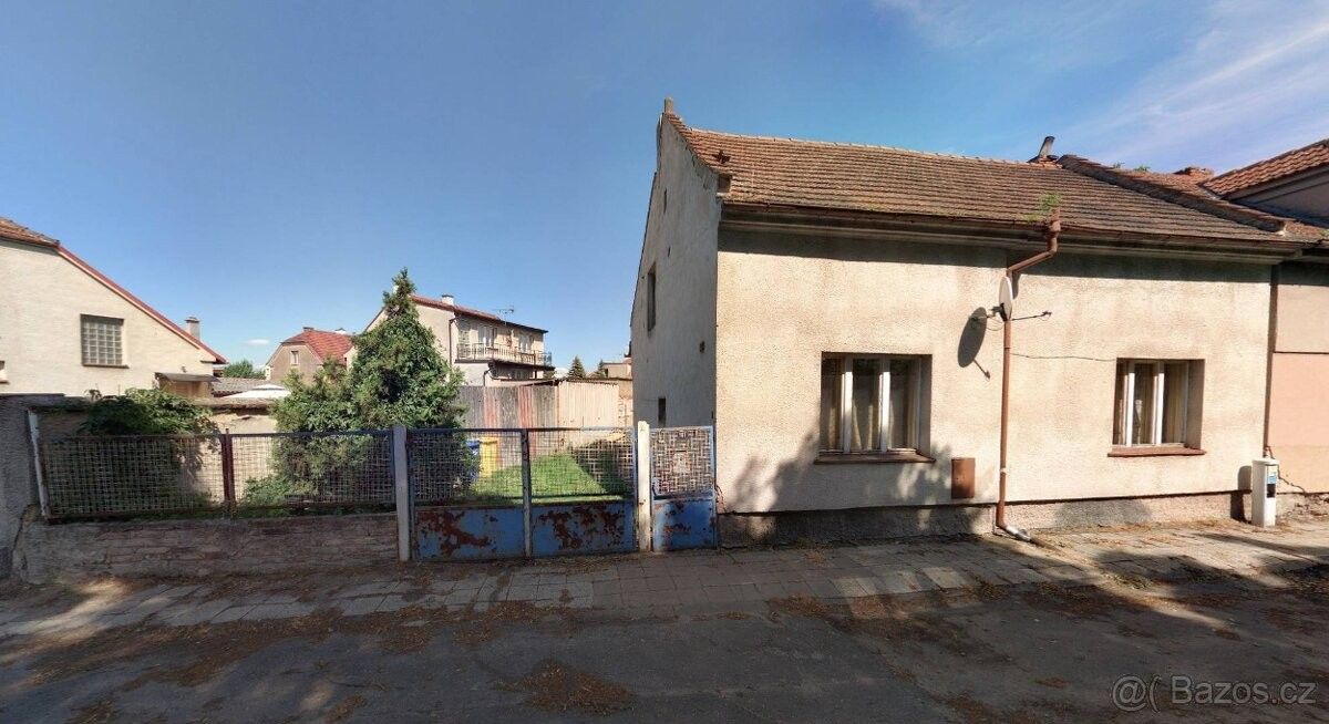Rodinné domy, Libice nad Cidlinou, 289 07 - 1