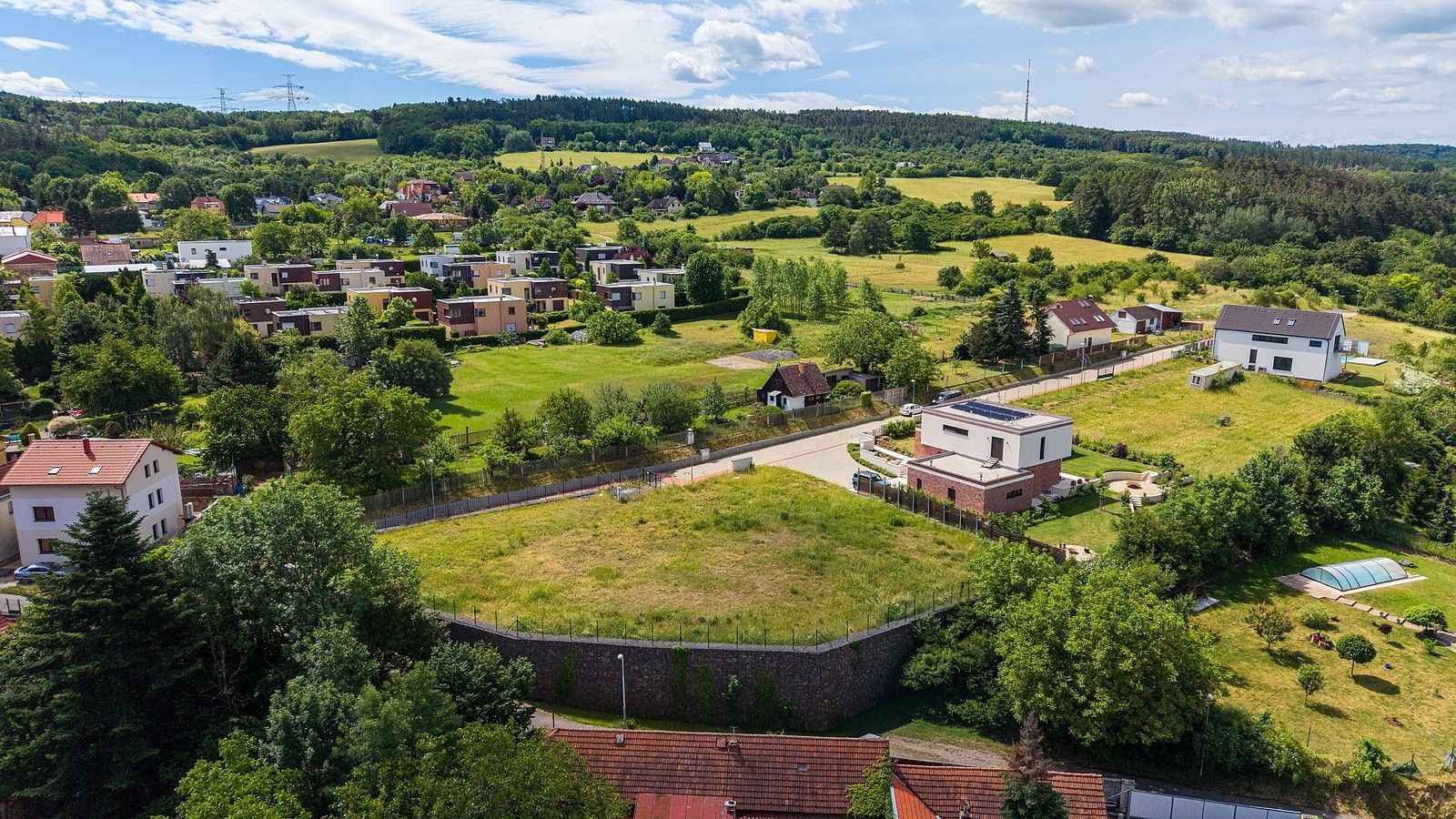 Pozemky pro bydlení, Praha - Lipence, okres Praha 16, Hlavní město Praha - 1