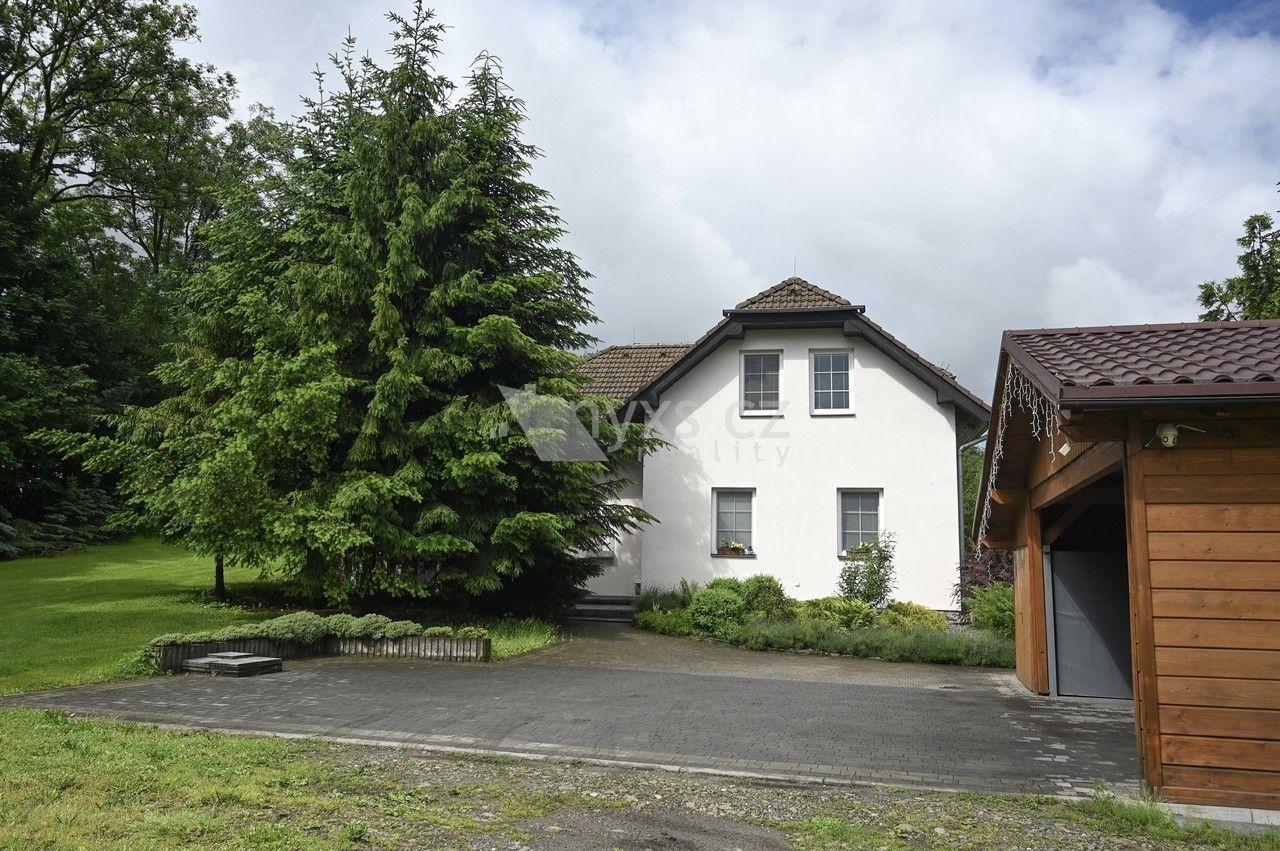Rodinný dům · 183 m² · Komorní Lhotka - 4