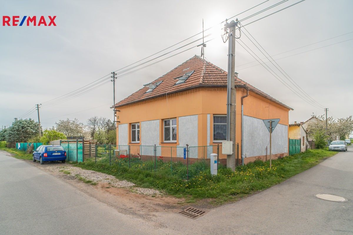 Prodej dům - Hořesedly, 191 m²