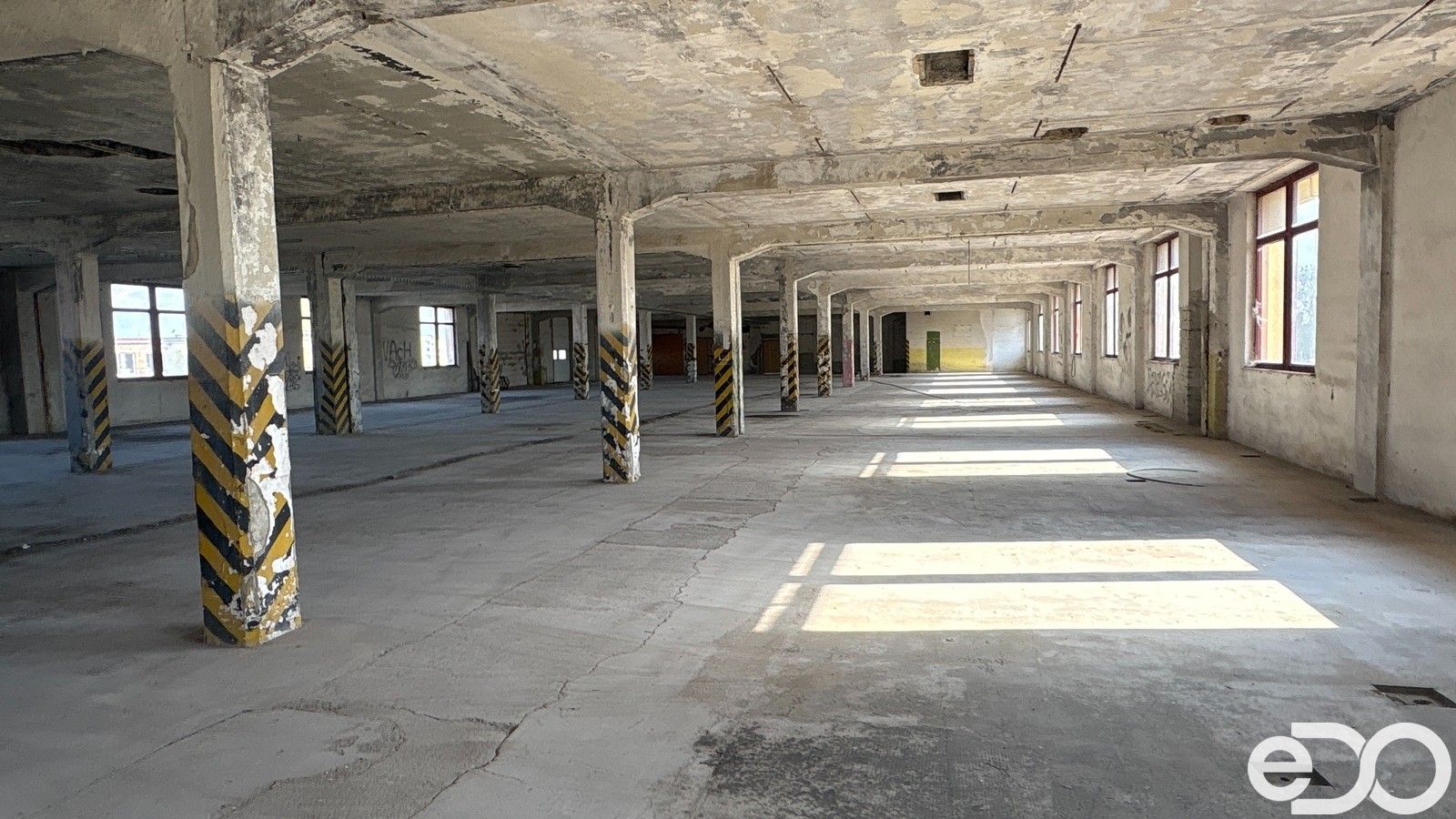Sklady, Jaroměř, 1 706 m² - 1