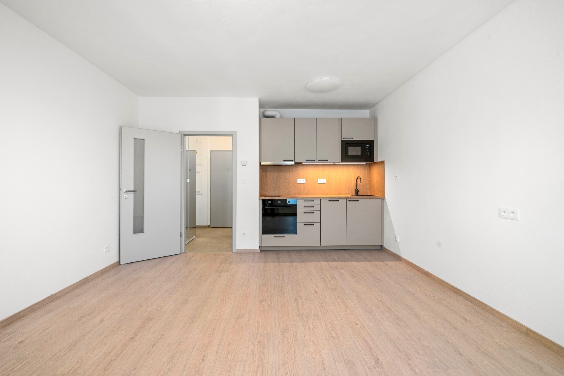 1+kk, Zahradní 2860, Plzeň Východní Předměstí, 31 m² - 2
