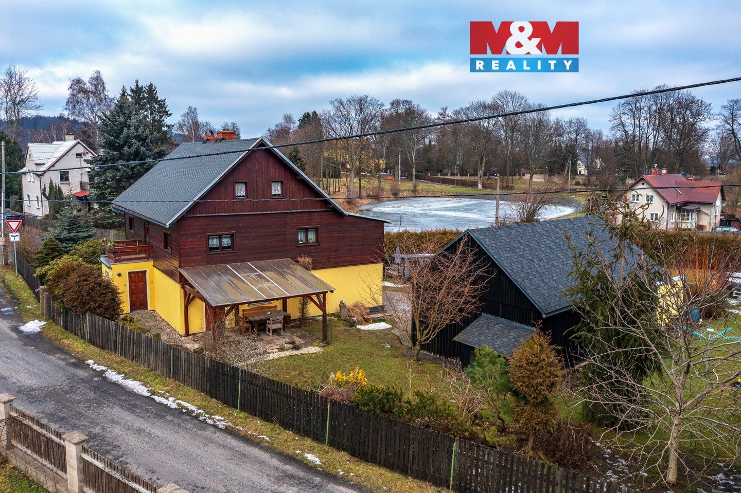 Rodinné domy, Bynovec, 164 m²