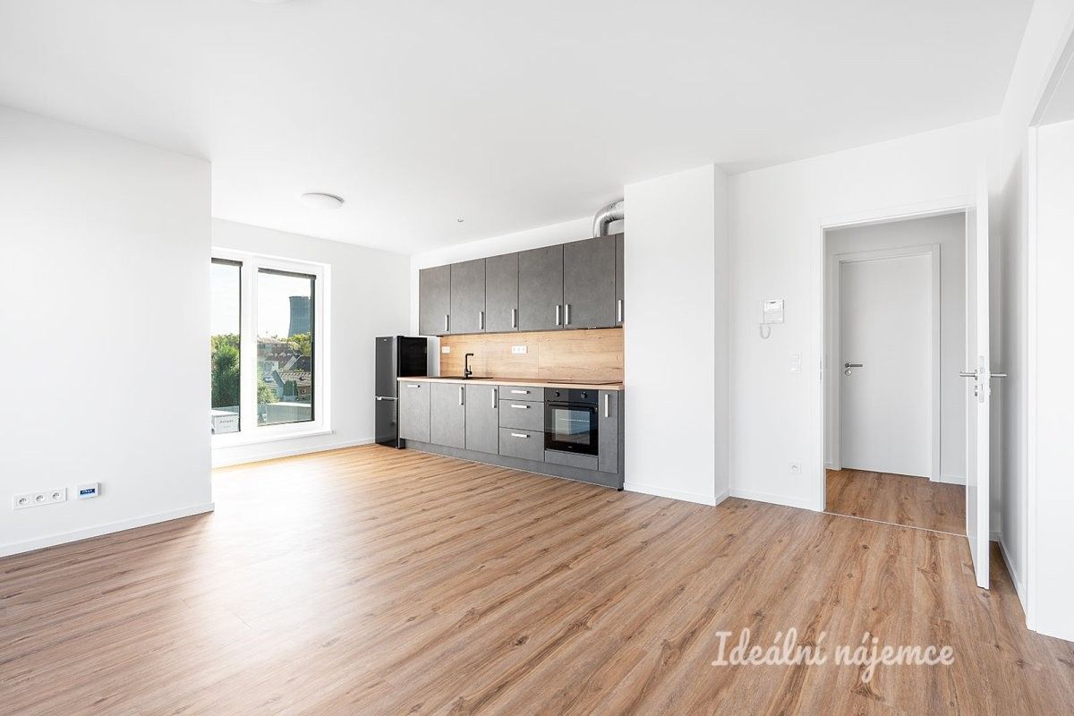 Byt 3+kk · 73 m² · Ke křížku, Kladno - 3