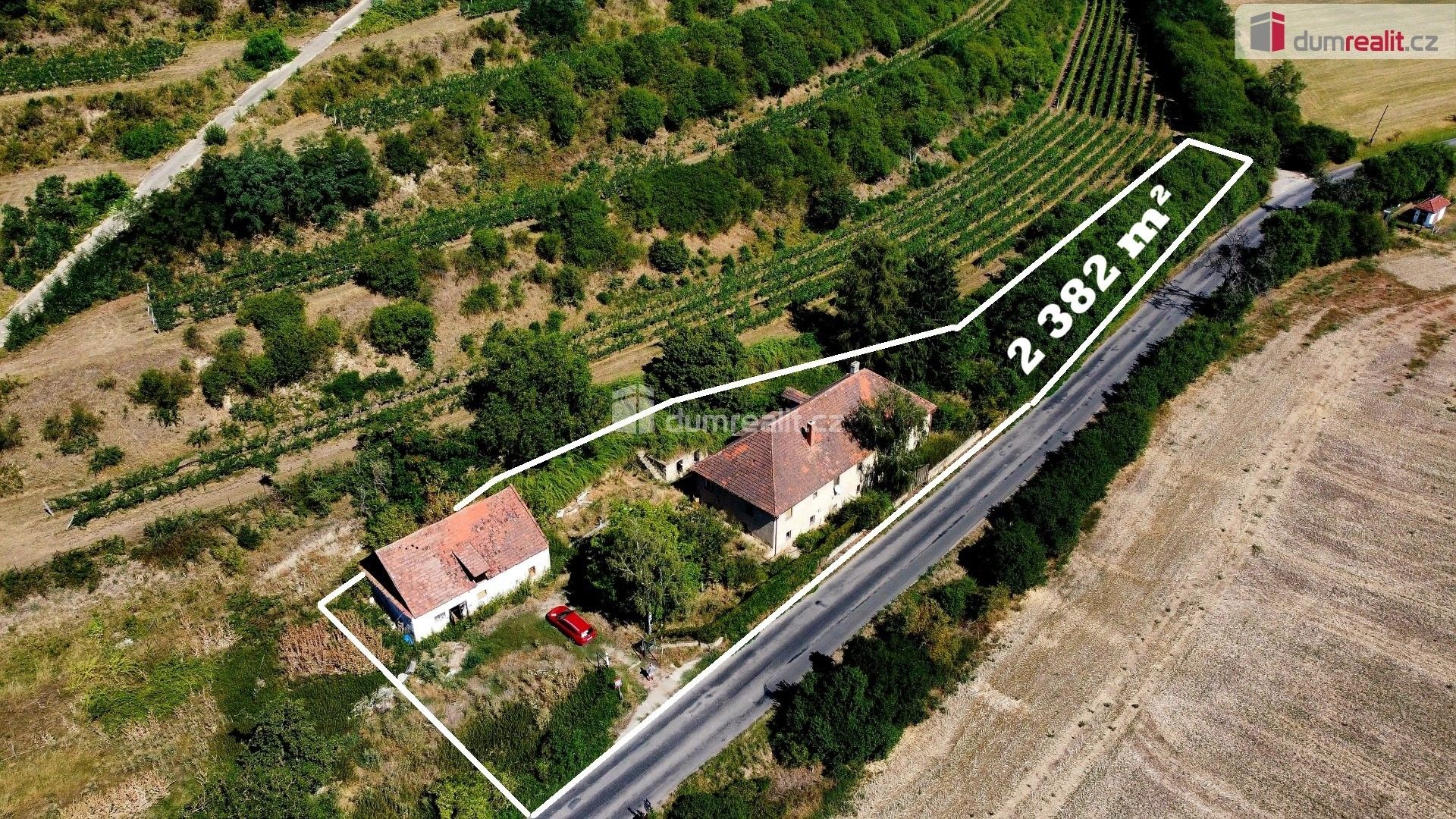 Rodinné domy, Dolní Beřkovice, 300 m² - 1