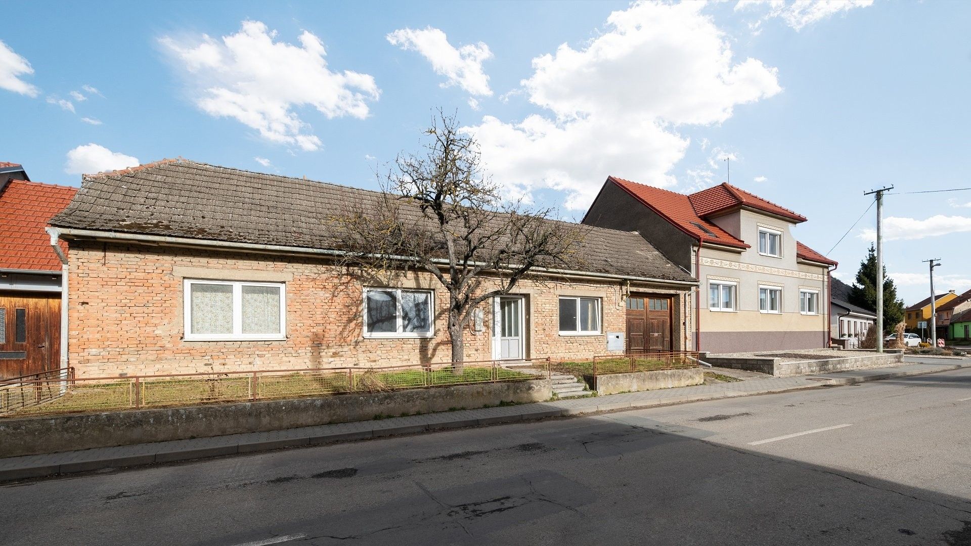 Rodinné domy, Diváky, 125 m²