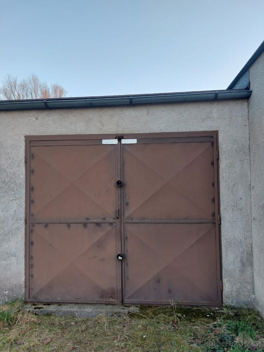 Pronájem garáž - Smiřice, 503 03