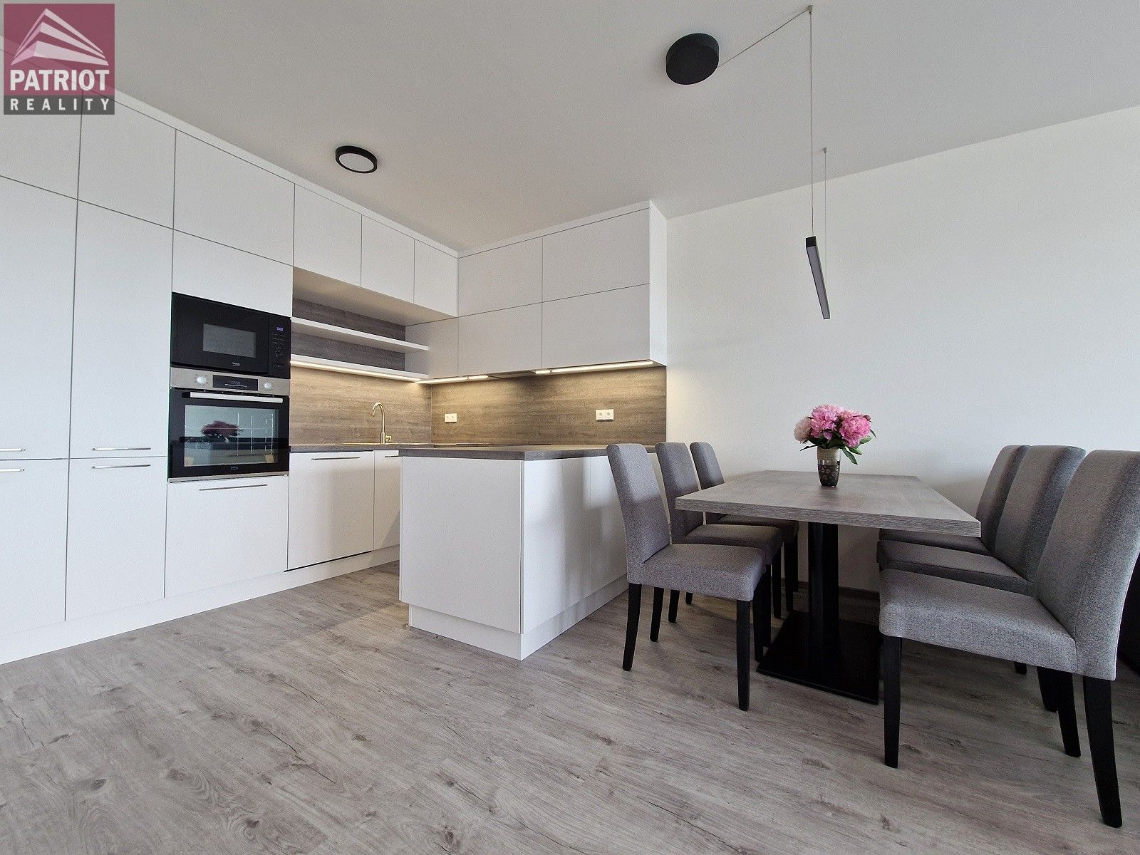 Byt 4+kk · 126 m² · Železniční, Olomouc Chválkovice - 4