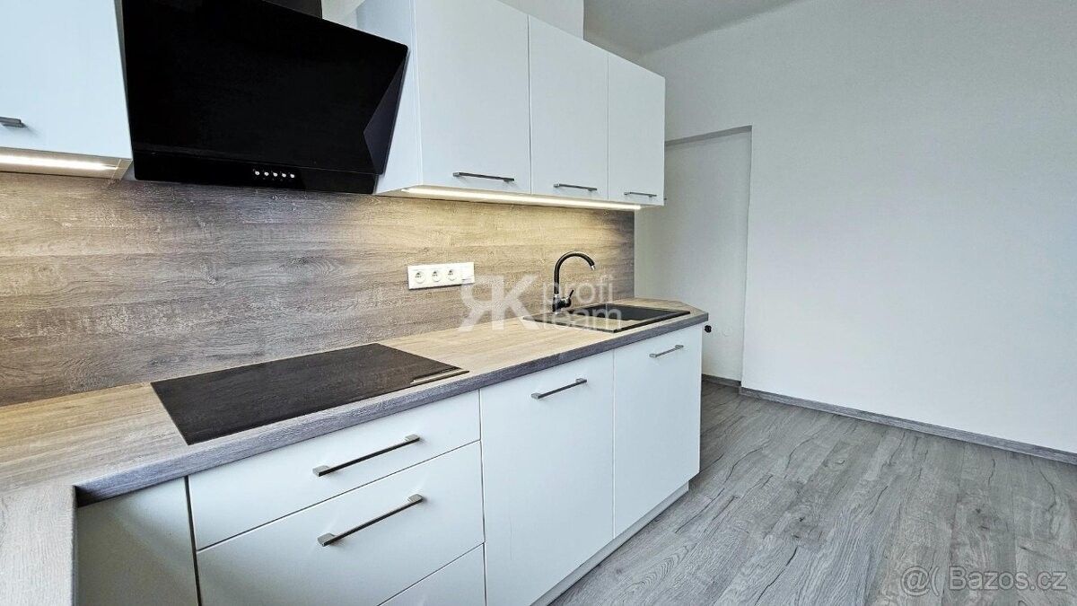 Pronájem byt - Ostrava, 702 00