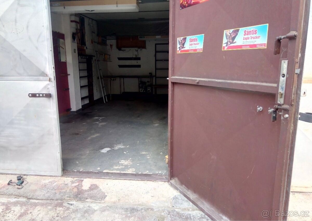 Garáže, Česká Lípa, 470 01