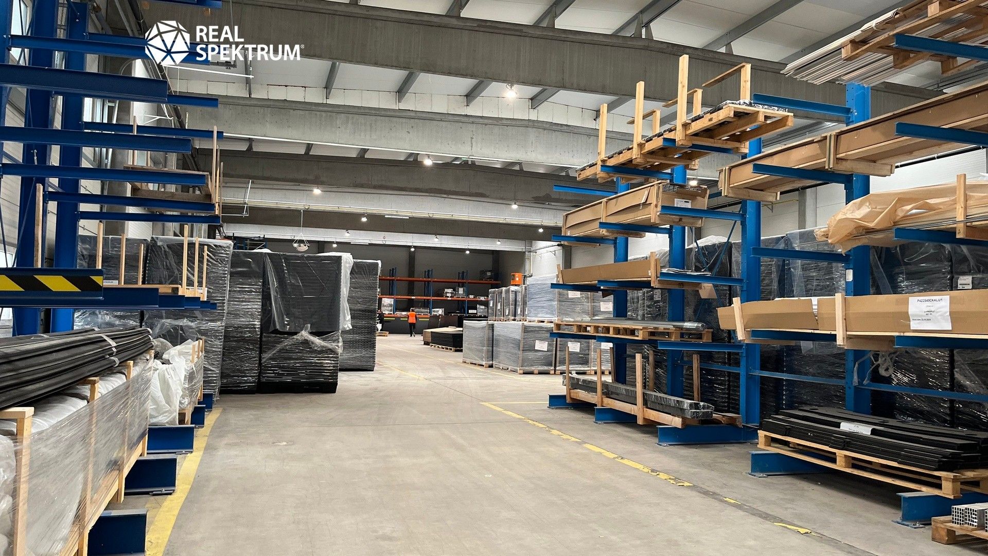 Pronájem sklad - Blanenská, Kuřim, 650 m²