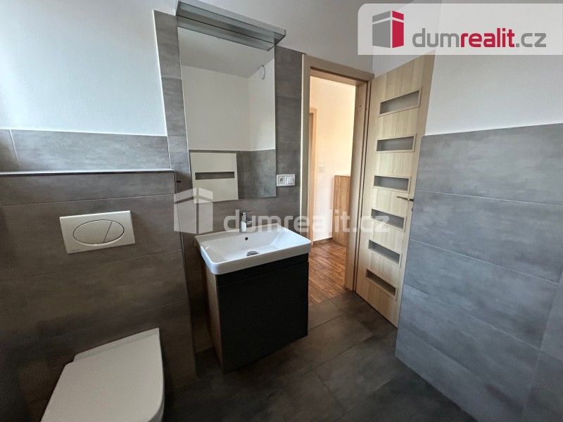 Pronájem byt 2+1 - Na Magistrále, Kolín, 60 m²