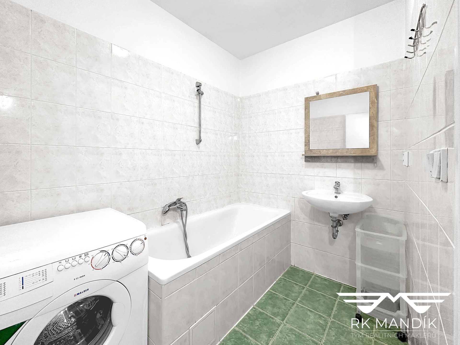Pronájem byt 1+kk - Třinecká, Praha, 28 m² - 5