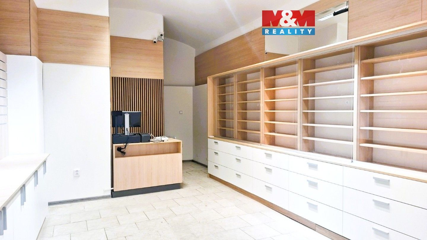 Obchodní prostory, Jindřicha z Lipé, Česká Lípa, 35 m²