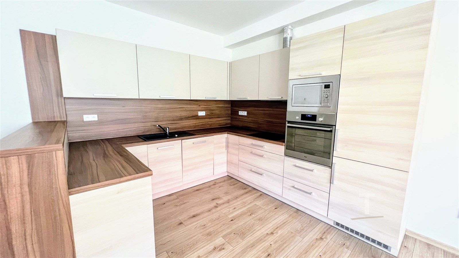 2+kk, Svatopluka Čecha 2561, Boskovice, 68 m²
