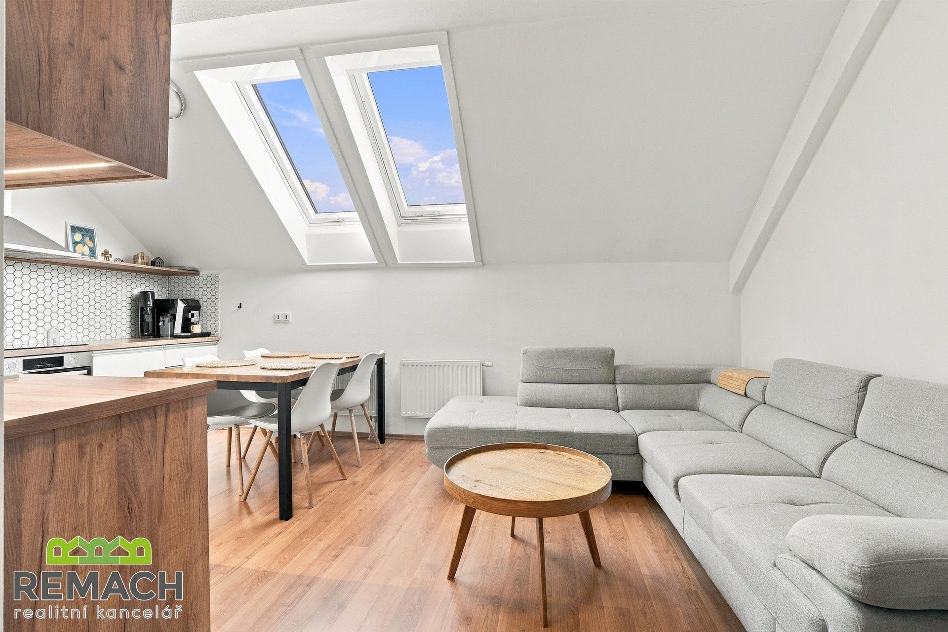 Prodej byt 4+kk - Moravní nábřeží, Staré Město, 112 m² - 2