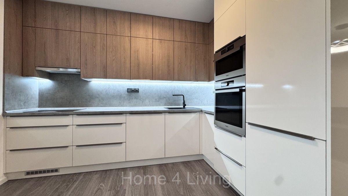 Pronájem byt 3+kk - Rouchovany, 90 m²