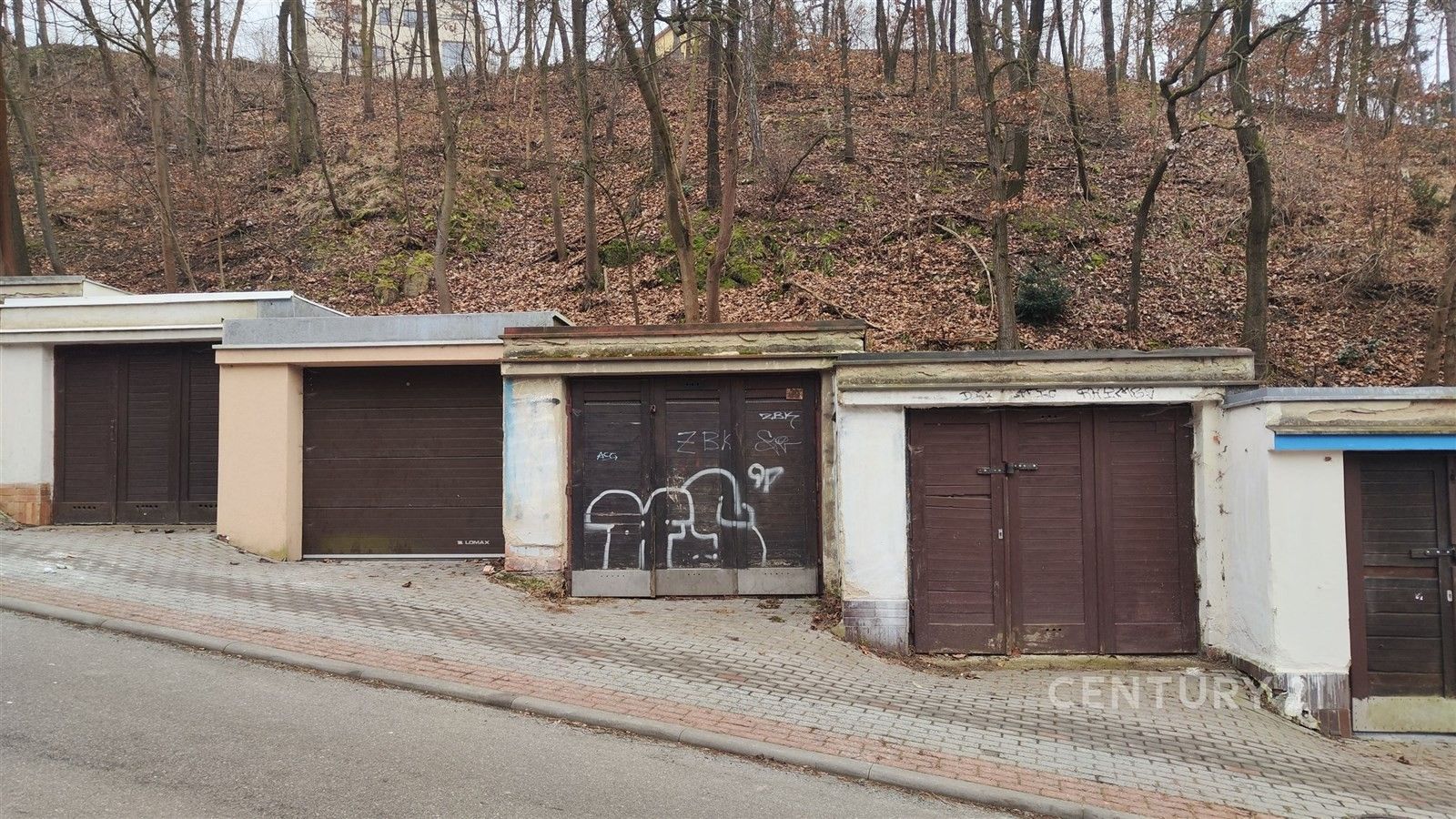 Garáže, Zeleného, Brno, 15 m²