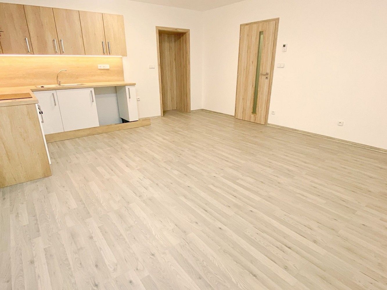 Pronájem byt 4+kk - Olomouc - Neředín, Olomoucký kraj, 85 m² - 1