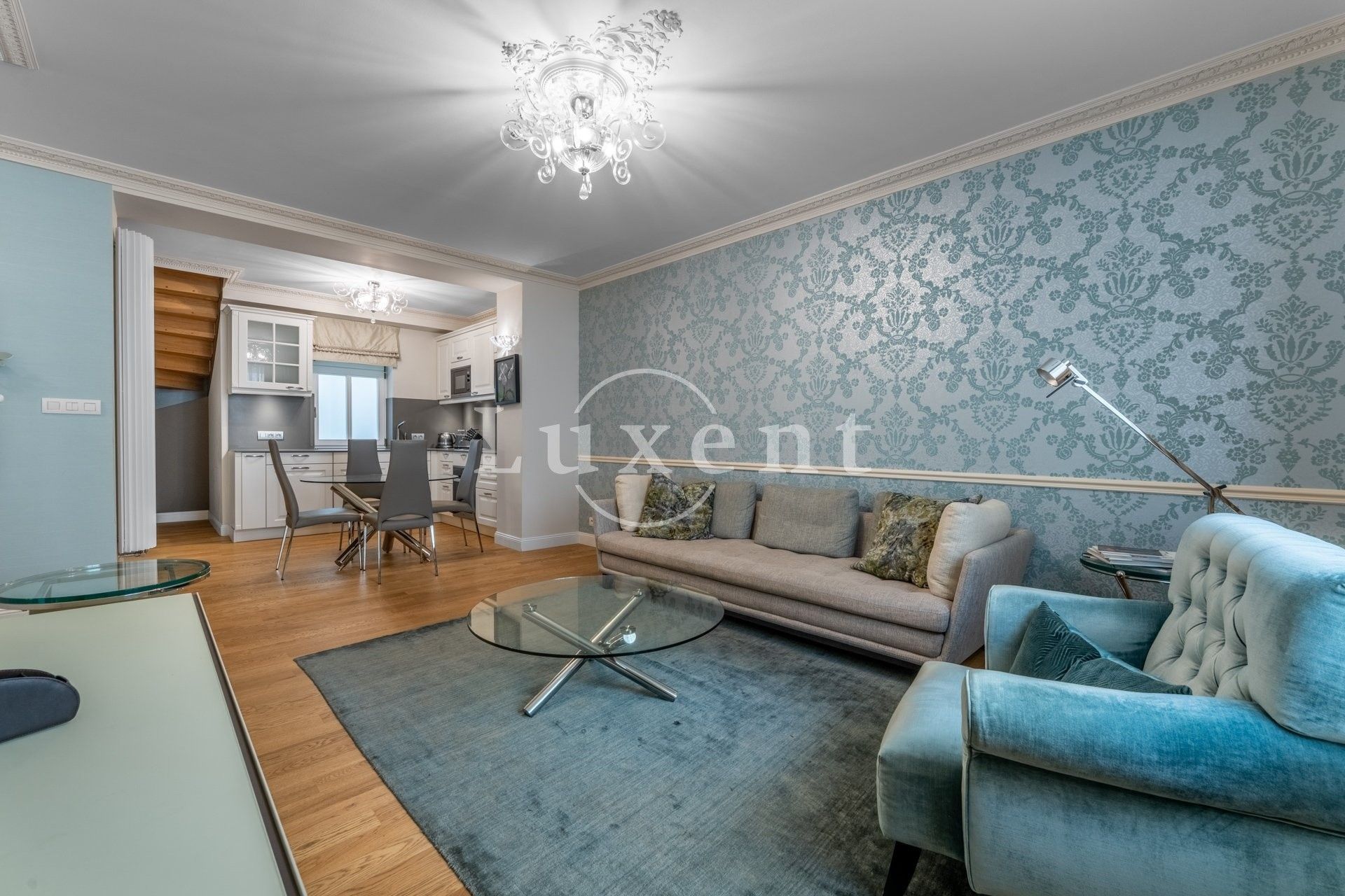 3+kk, Vřídelní, Karlovy Vary, 105 m²