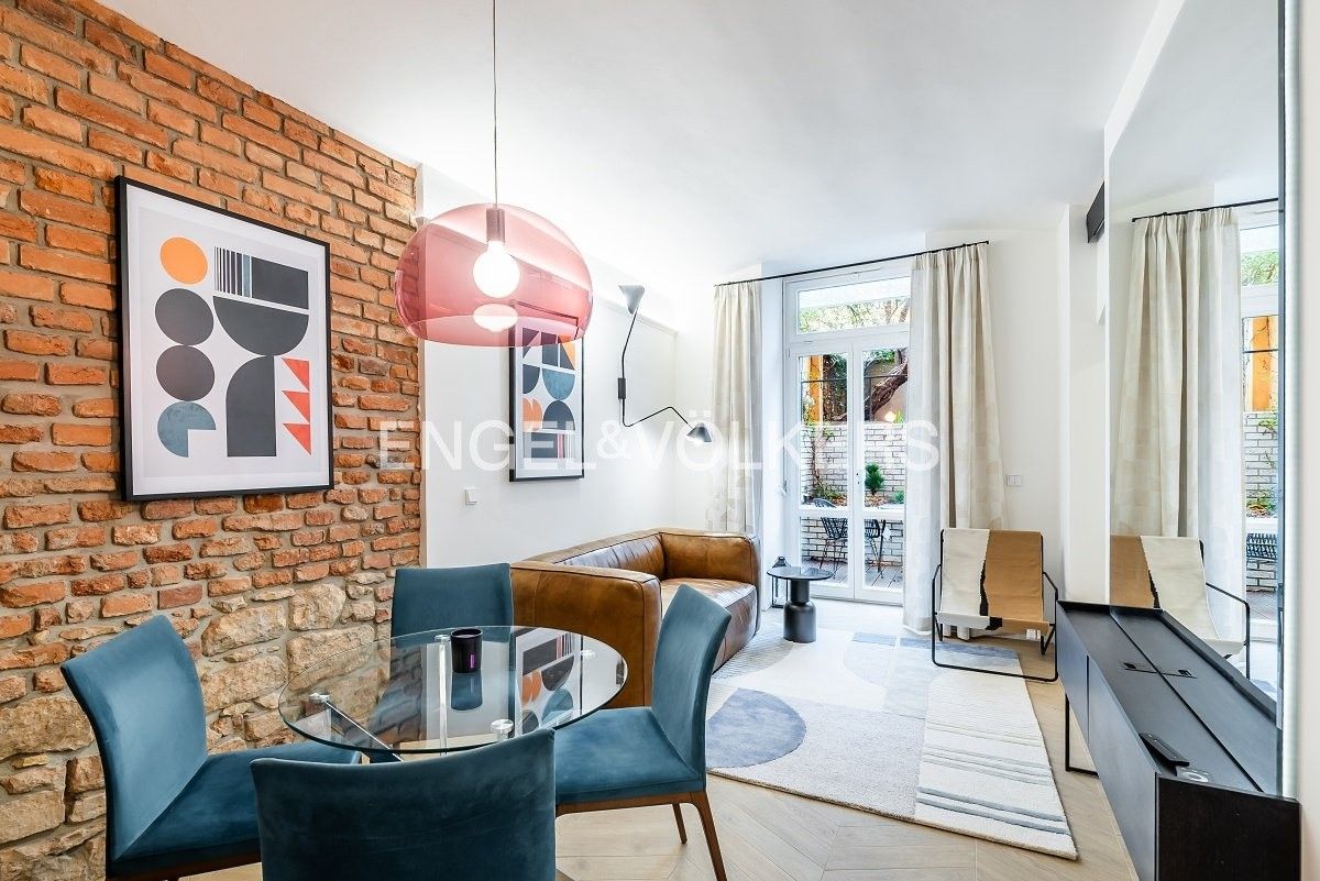 Pronájem byt 2+kk - Polská, Praha, 56 m²