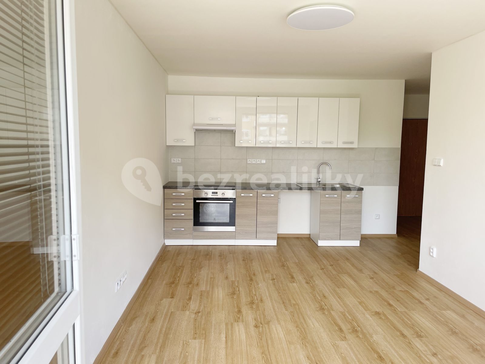 Pronájem byt 2+kk - Bělehradská, Most - Most II, Ústecký kraj, 40 m² - 5