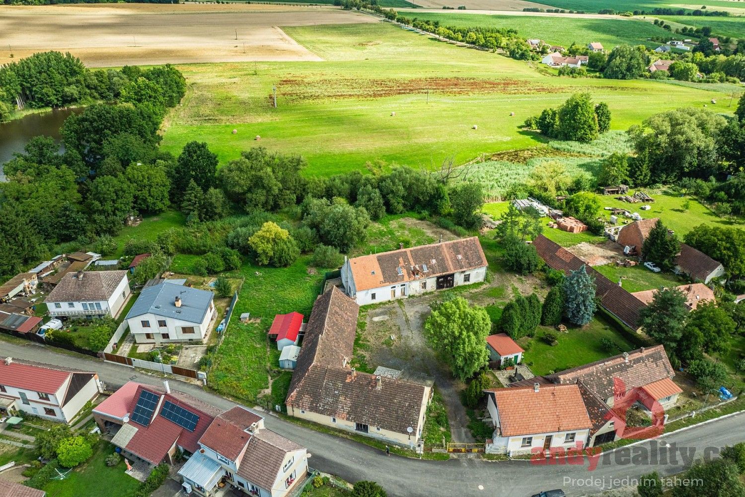 Rodinné domy, Albrechtice nad Vltavou, okres Písek, Jihočeský kraj, 220 m² - 1