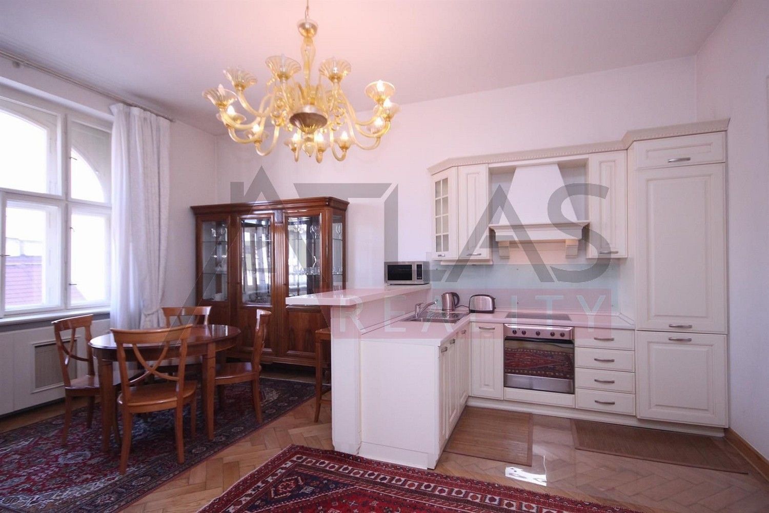 3+kk, Praha - Nové Město, okres Praha 1, Hlavní město Praha, 79 m² - 1