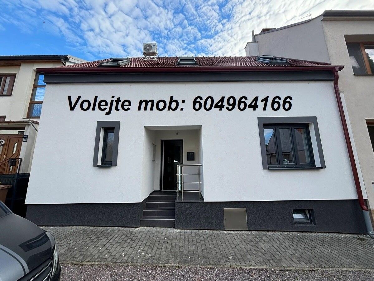 Rodinné domy, Mikulov na Moravě, 692 01 - 1