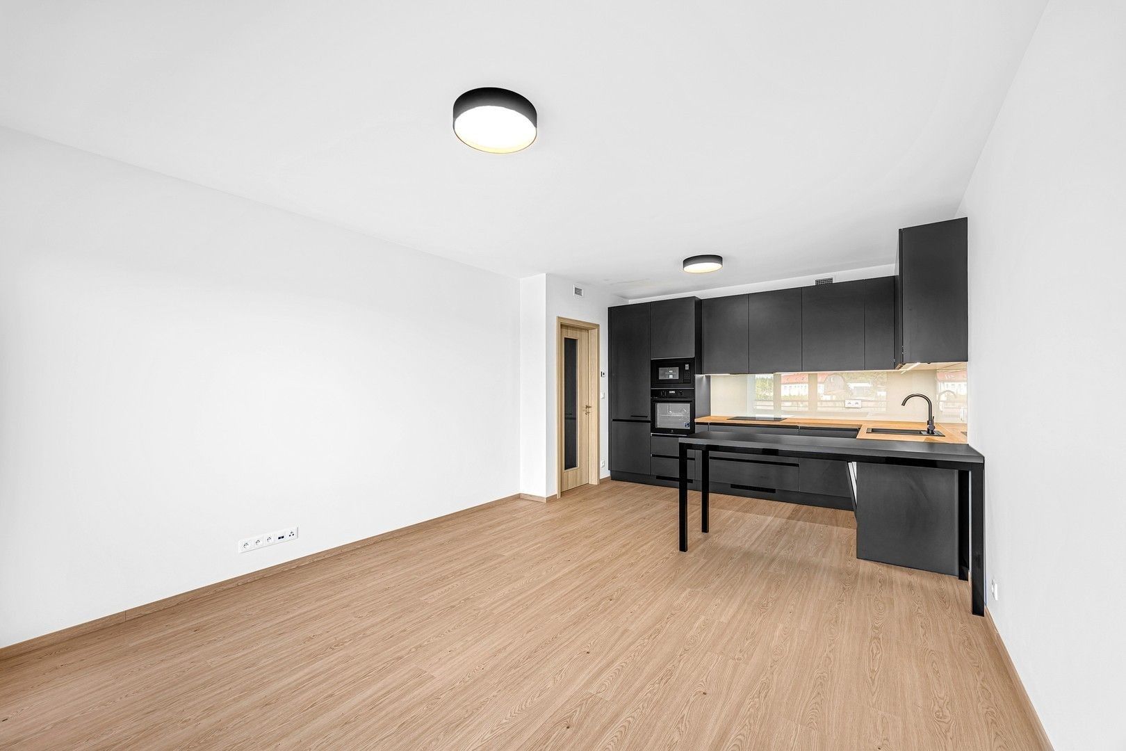 2+kk, Pavla Beneše, Praha - Letňany, 60 m² - 1
