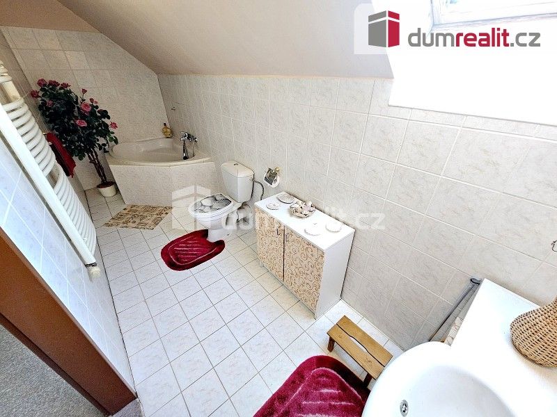 Rodinný dům · 200 m² · U koupaliště, Zruč-Senec - 3