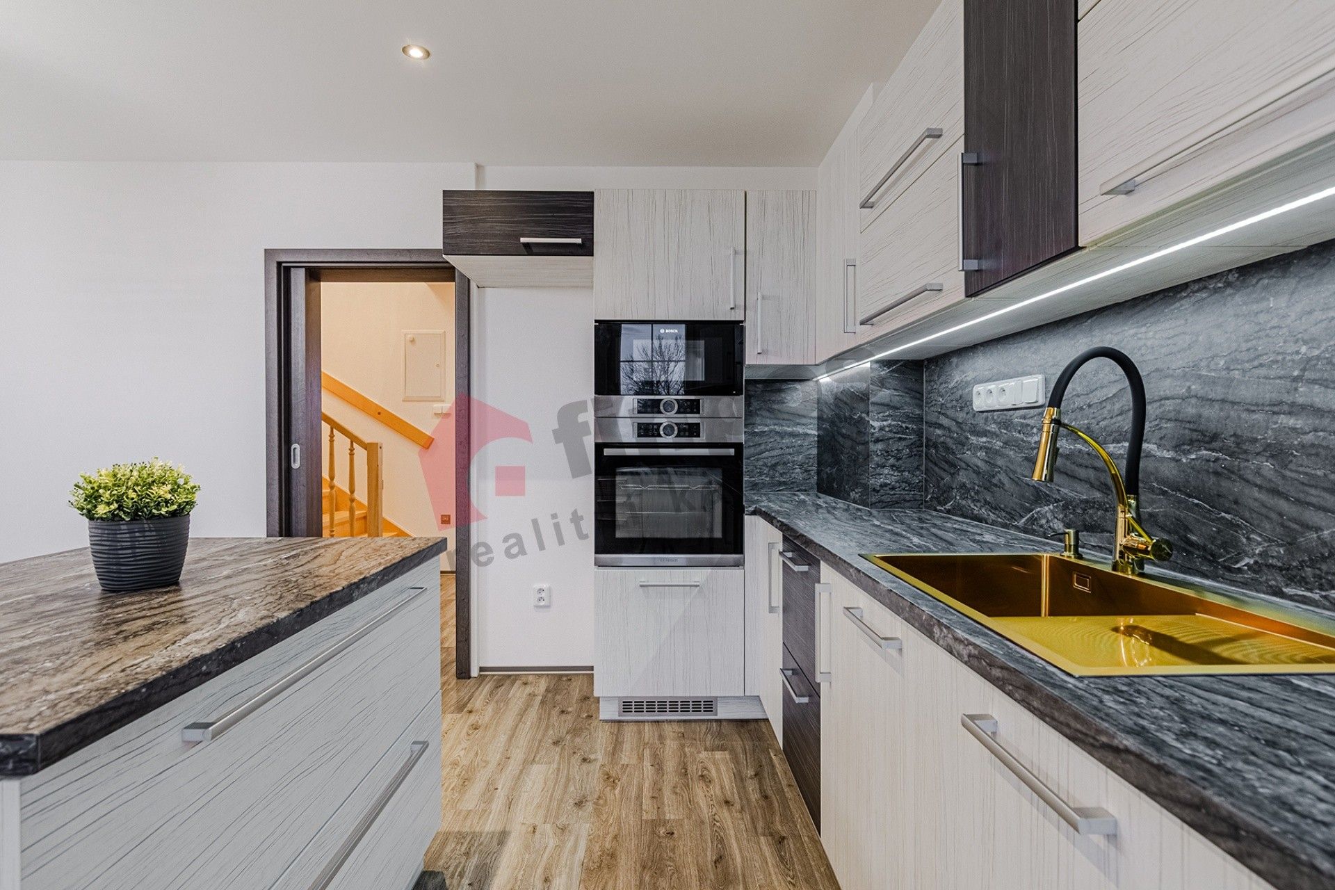 Prodej rodinný dům - Býkev, 149 m²