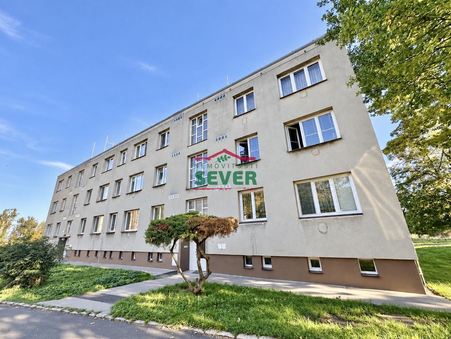 2+1, Sídliště, Krupka, 53 m² - 1