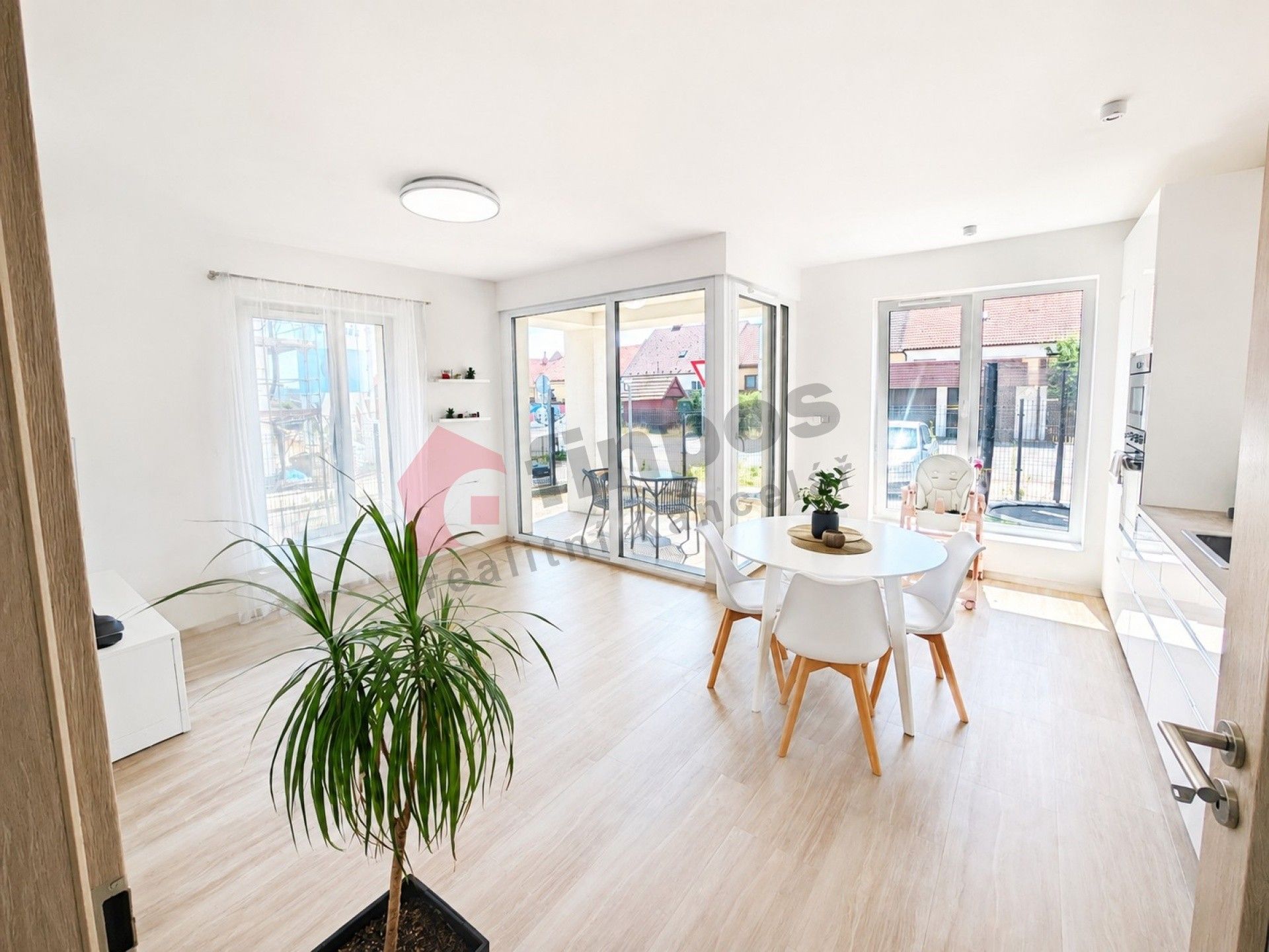 3+kk, Komenského 916, Chlumec nad Cidlinou IV, 68 m²