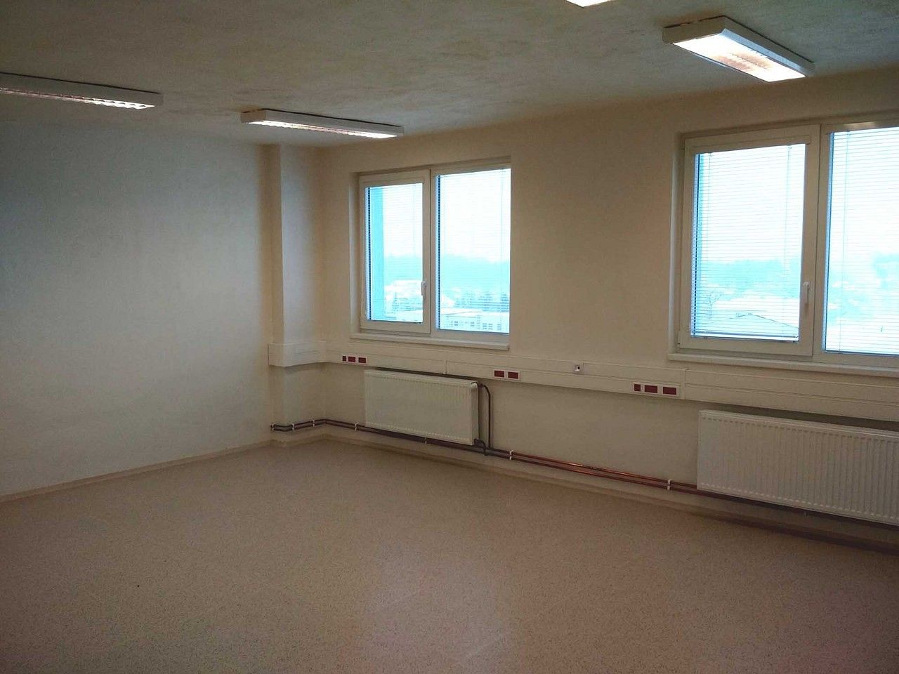 Kanceláře, Jihlava, Kraj Vysočina, 900 m² - 2