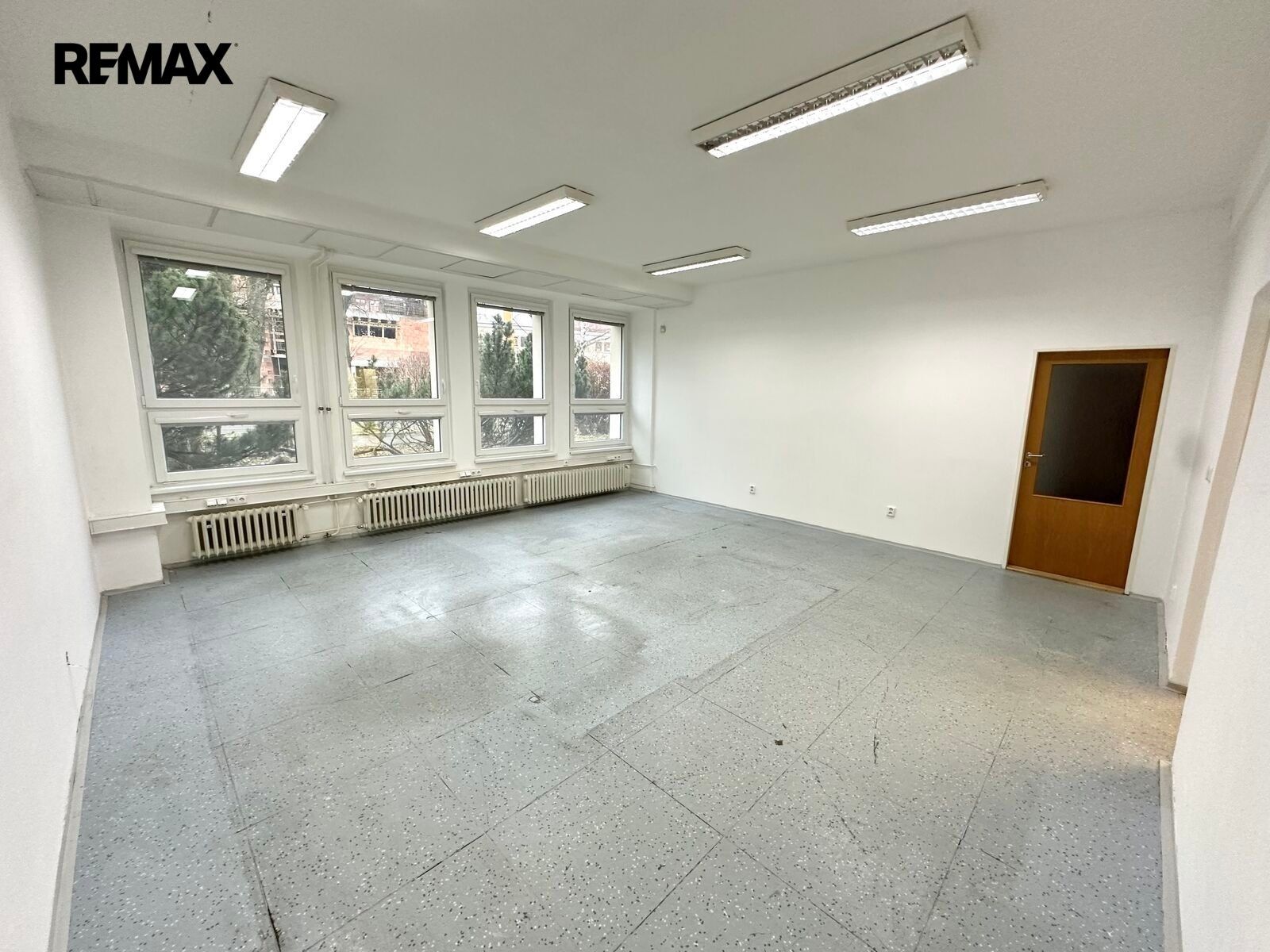 Kanceláře, Jiráskova 1284, Vsetín, 45 m² - 2