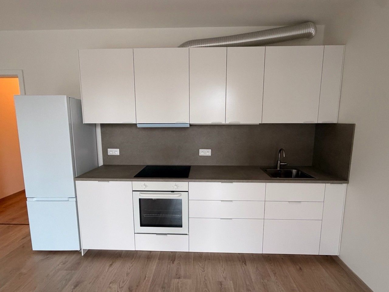 2+kk, Haenkeho, Praha - Řeporyje, 40 m² - 2