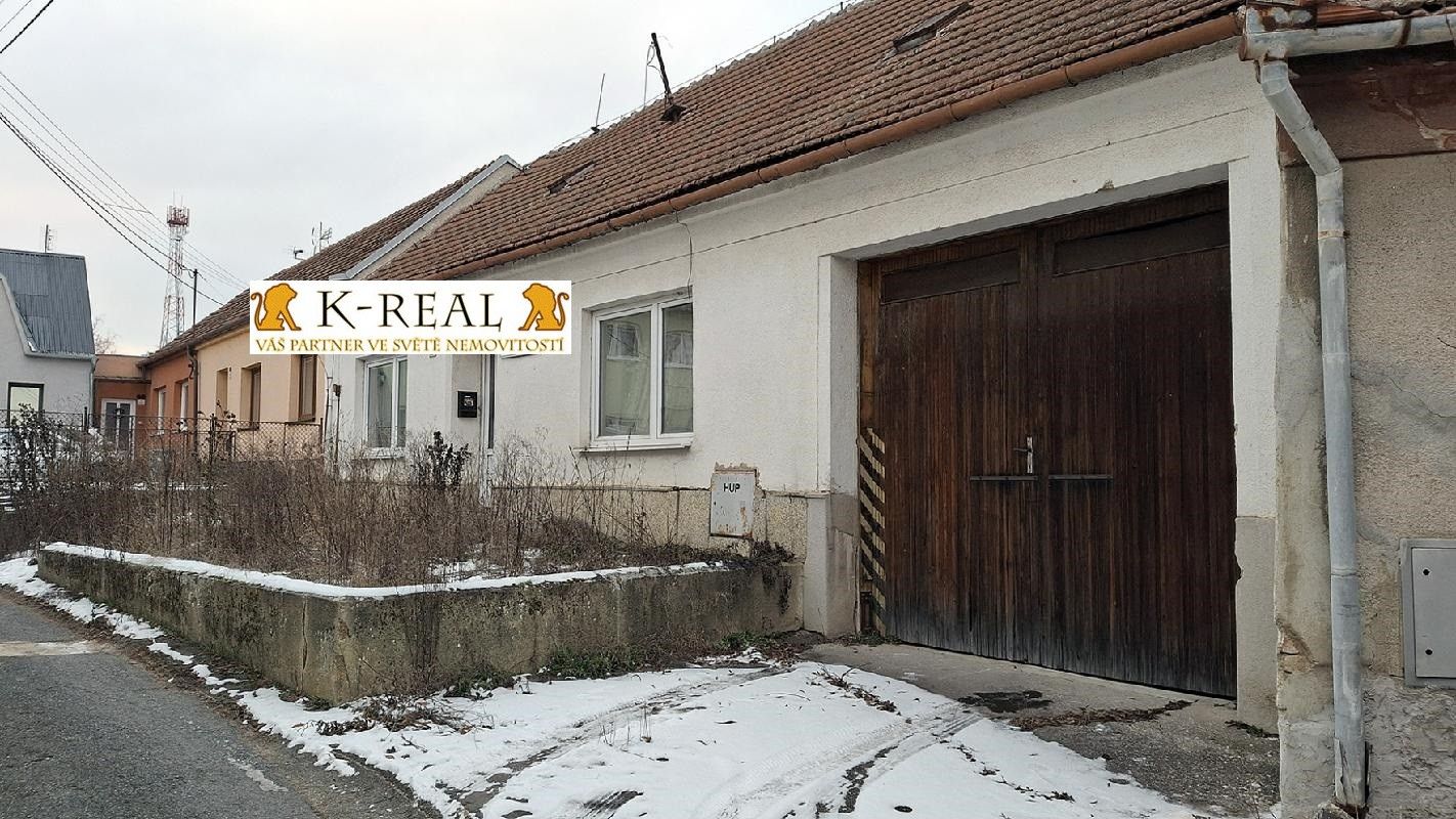 Prodej rodinný dům - Popůvky, 913 m²