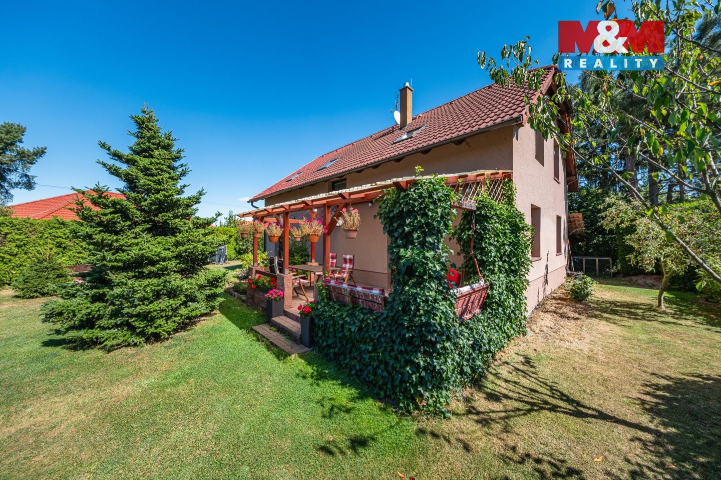 Prodej rodinný dům - Na Moklině, Svojetice, 159 m²