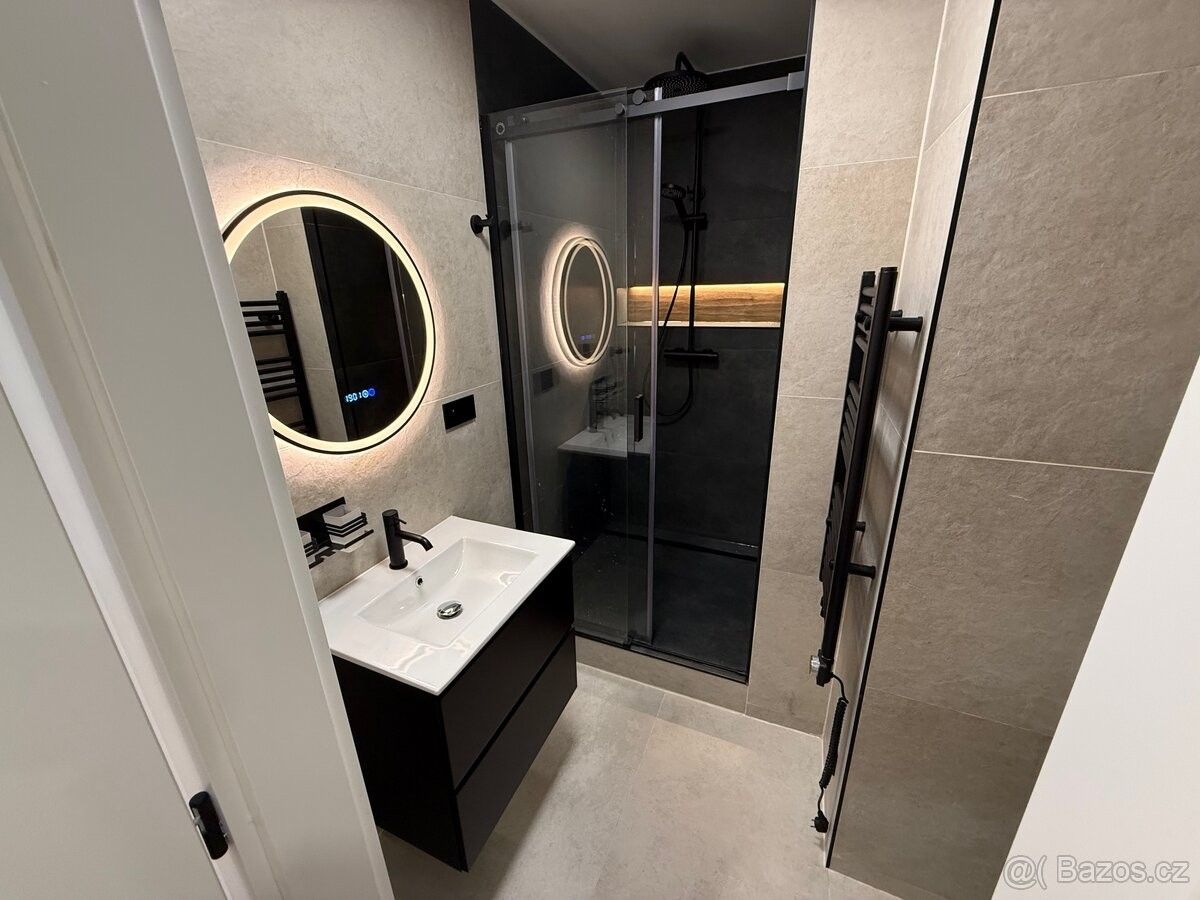 Prodej byt - Karlovy Vary, 360 01