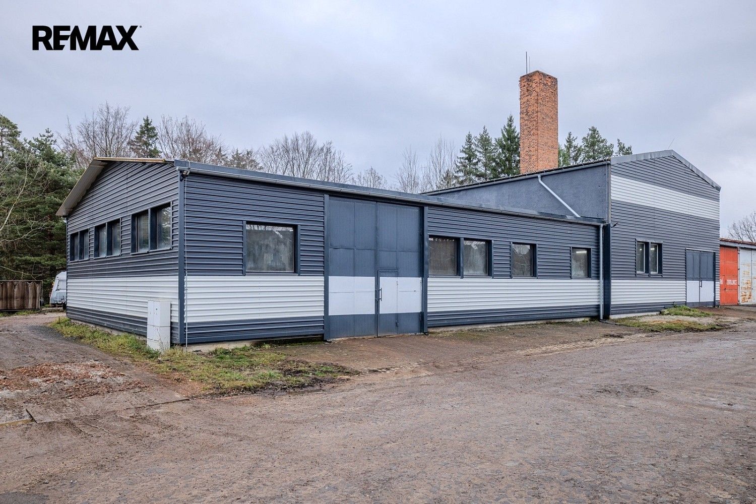 Výrobní prostory, 405 m²