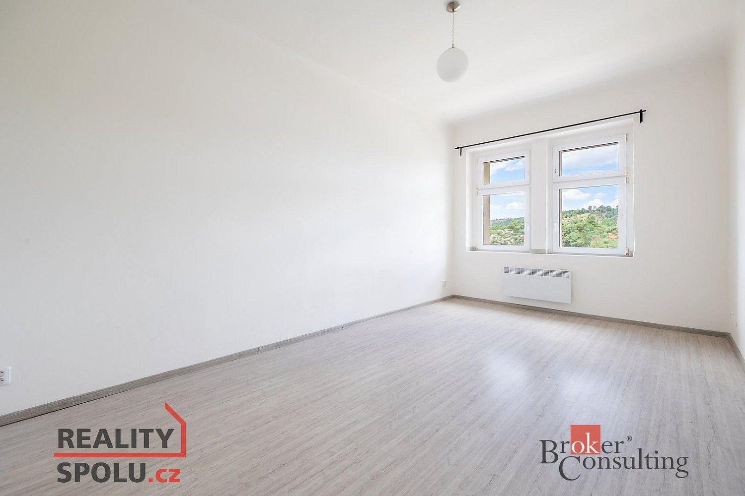 Pronájem byt 1+1 - Papírenská, Praha 6 - Bubeneč, 35 m² - 2