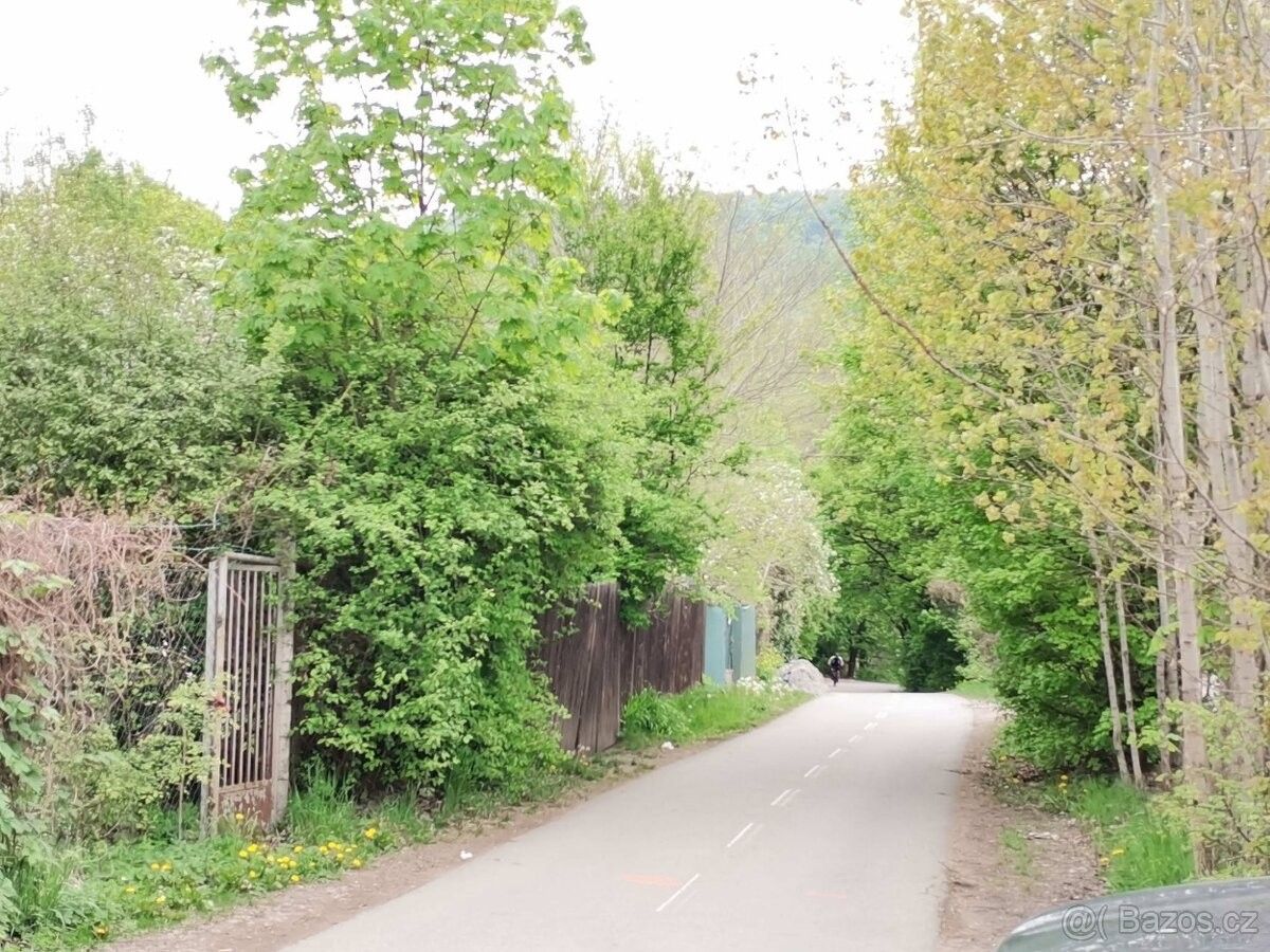 Zahrady, Brno, 614 00