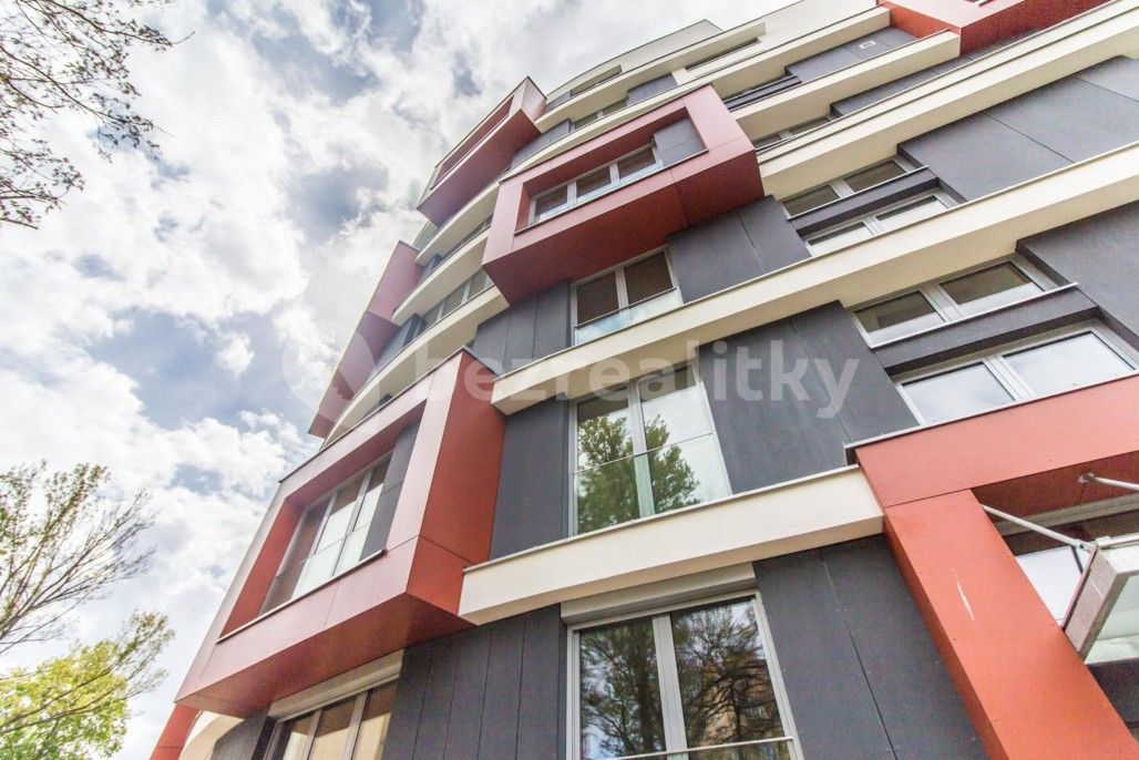 Garáž · 12 m² · Vojenova, Praha - Libeň - 3